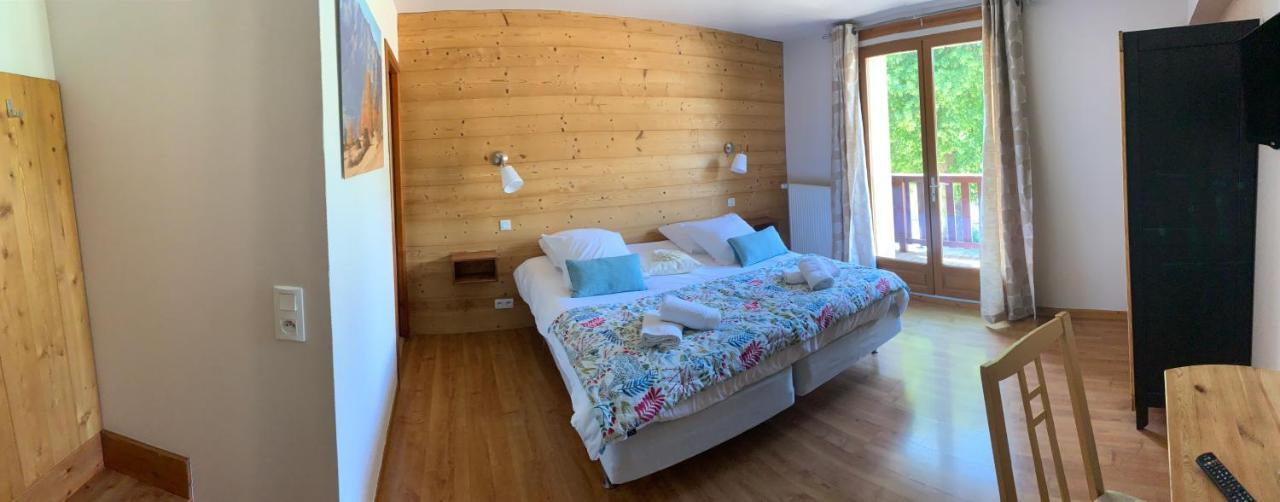 Bed and Breakfast L'Escale En Ubaye Saint-Pons  Esterno foto