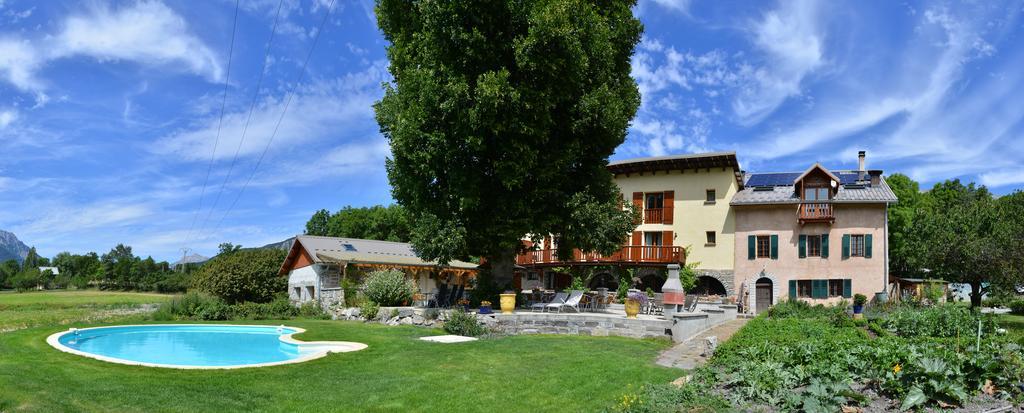 Bed and Breakfast L'Escale En Ubaye Saint-Pons  Esterno foto